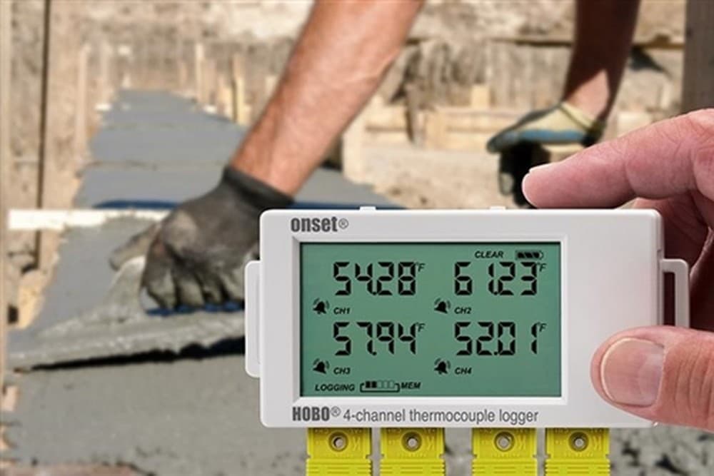 UX120-014M HOBO 4-Channel Thermocouple Data Logger